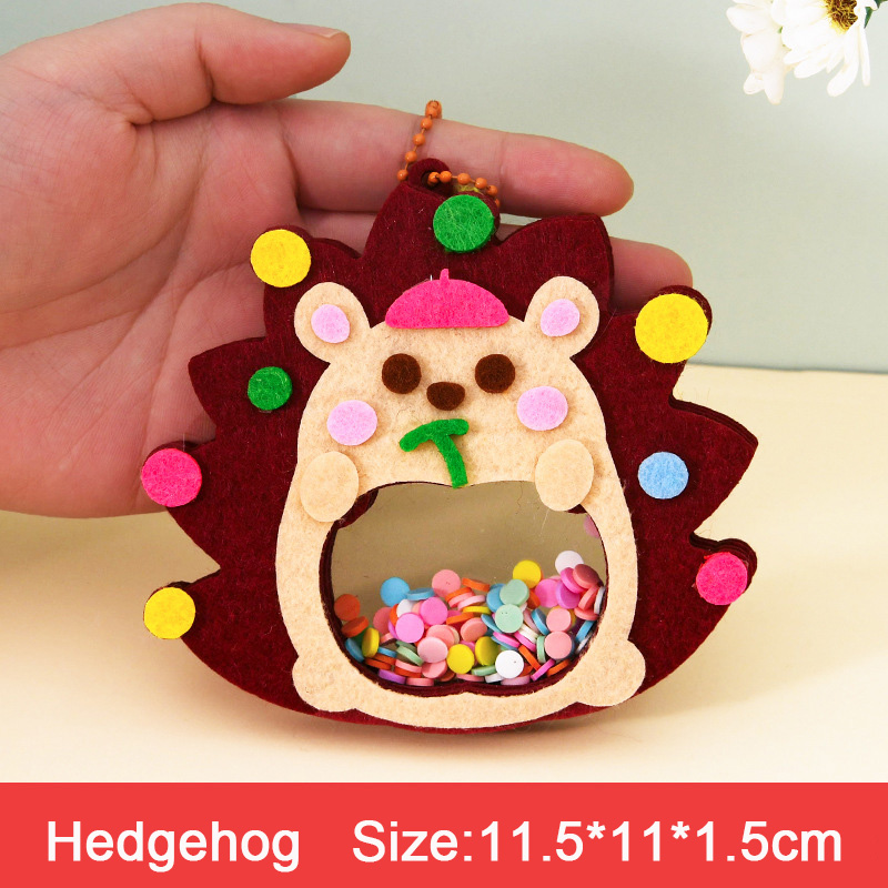 Cartoon Non Woven Shake Pendan - Kid Toys And Craft recension och pris